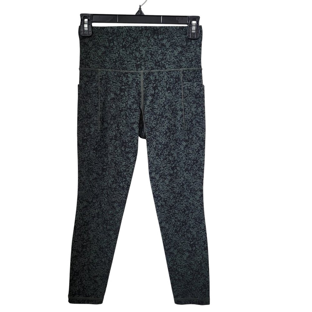 Athleta Size XS Green & Black Textured Salutation Stash Pocket II 7/8 Tight